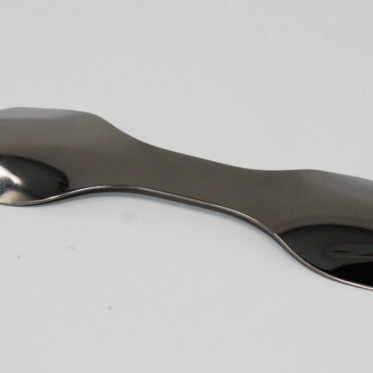 Side view of reusable Sindt Spatula 